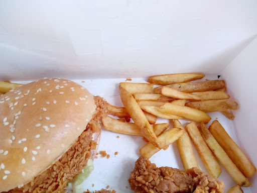 Photo of KFC Milton Keynes - Stacey Bushes - Unit 27, Stacey Bushes Trading Centre, 10 Erica Rd, Stacey Bushes, Milton Keynes MK12 6HS